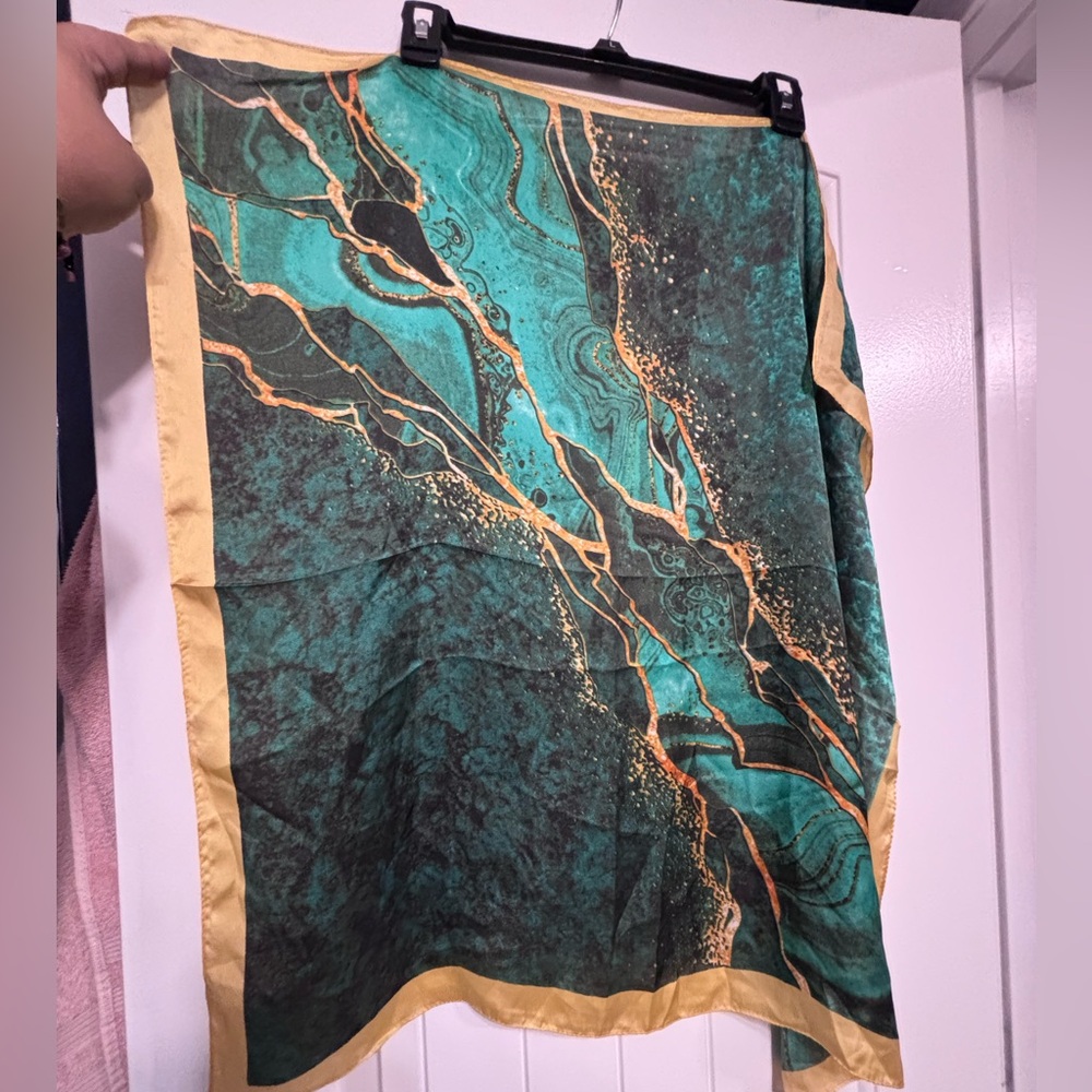 Women’s Silky Emerald Green-Gold-Black Marble Print Scary with Gold Trim